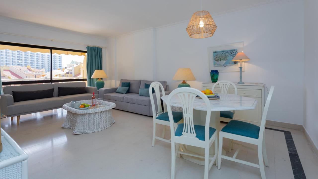 Marina 2Bdr Apartment With Balcony & Pool - 5Min From Beach By Lovelystay كوارتيرا المظهر الخارجي الصورة